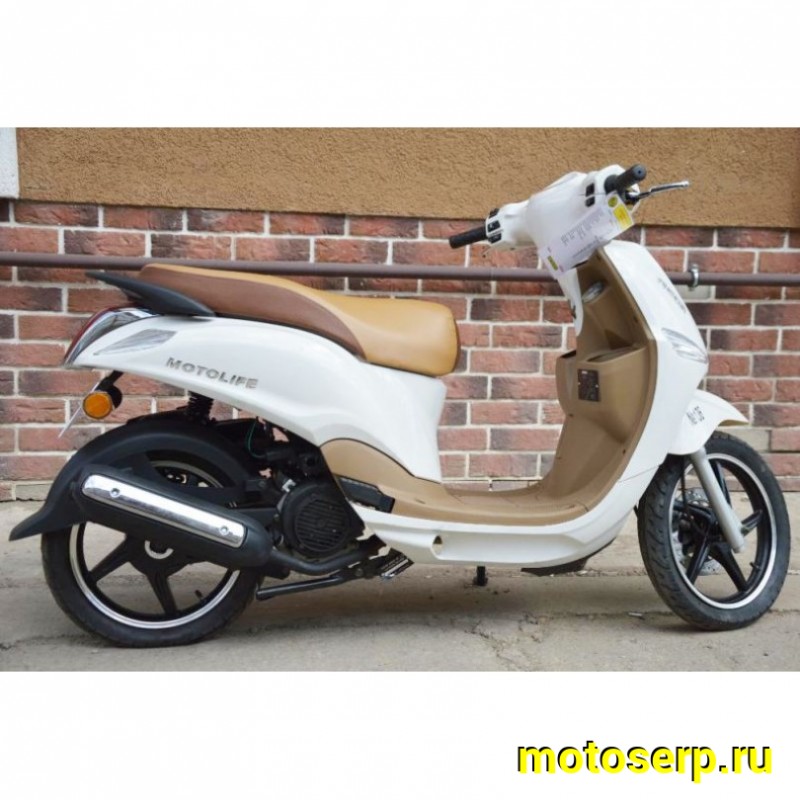 Купить  ====Скутер MOTOLIFE CY125T-3B (Мотолайф Веспа) (реплика VESPA) скол на пластике внизу. 4Т, 125сс, литые 14"/14",  диск./бараб. Белый  (Бер) (шт) (0 купить с доставкой по Москве и России, цена, технические характеристики, комплектация фото  - motoserp.ru