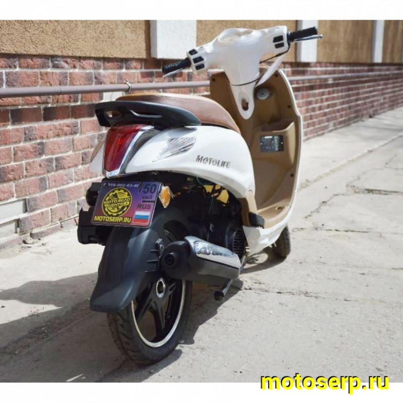 Купить  ====Скутер MOTOLIFE CY125T-3B (Мотолайф Веспа) (реплика VESPA) скол на пластике внизу. 4Т, 125сс, литые 14"/14",  диск./бараб. Белый  (Бер) (шт) (0 купить с доставкой по Москве и России, цена, технические характеристики, комплектация фото  - motoserp.ru