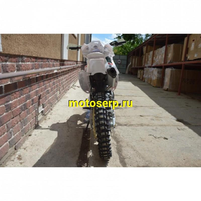 Купить  ====Мотоцикл Кросс/Эндуро BSE Z5-250e (спортин), 21/18, 172FMM, 4Т,5 перед.,возд.охл,диск.торм.,регулир. подвеск, фара, эл/кик стартер (шт) купить с доставкой по Москве и России, цена, технические характеристики, комплектация фото  - motoserp.ru