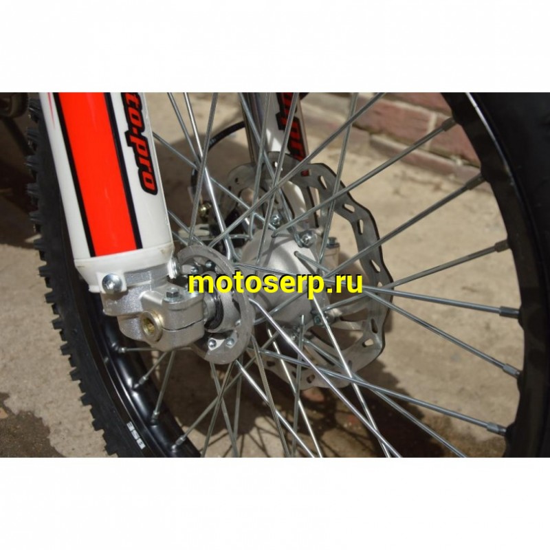 Купить  ====Мотоцикл Кросс/Эндуро BSE Z5-250e (спортин), 21/18, 172FMM, 4Т,5 перед.,возд.охл,диск.торм.,регулир. подвеск, фара, эл/кик стартер (шт) купить с доставкой по Москве и России, цена, технические характеристики, комплектация фото  - motoserp.ru