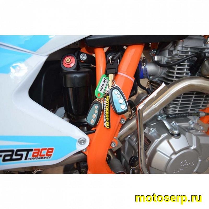 Купить  ====Мотоцикл Кросс/Эндуро AVANTIS Enduro 250 FA CARB (KTM) (спортинв), 21/18, 172FMM, 250сс, 4Т, возд. охл., диск/диск (шт) купить с доставкой по Москве и России, цена, технические характеристики, комплектация фото  - motoserp.ru