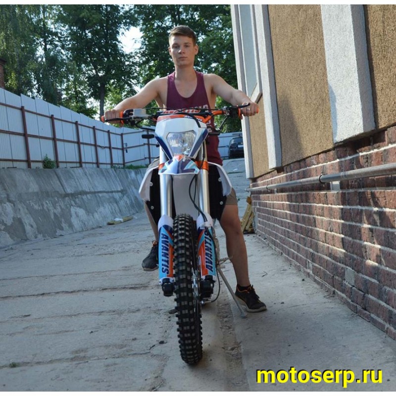 Купить  ====Мотоцикл Кросс/Эндуро AVANTIS Enduro 250 FA CARB (KTM) (спортинв), 21/18, 172FMM, 250сс, 4Т, возд. охл., диск/диск (шт) купить с доставкой по Москве и России, цена, технические характеристики, комплектация фото  - motoserp.ru