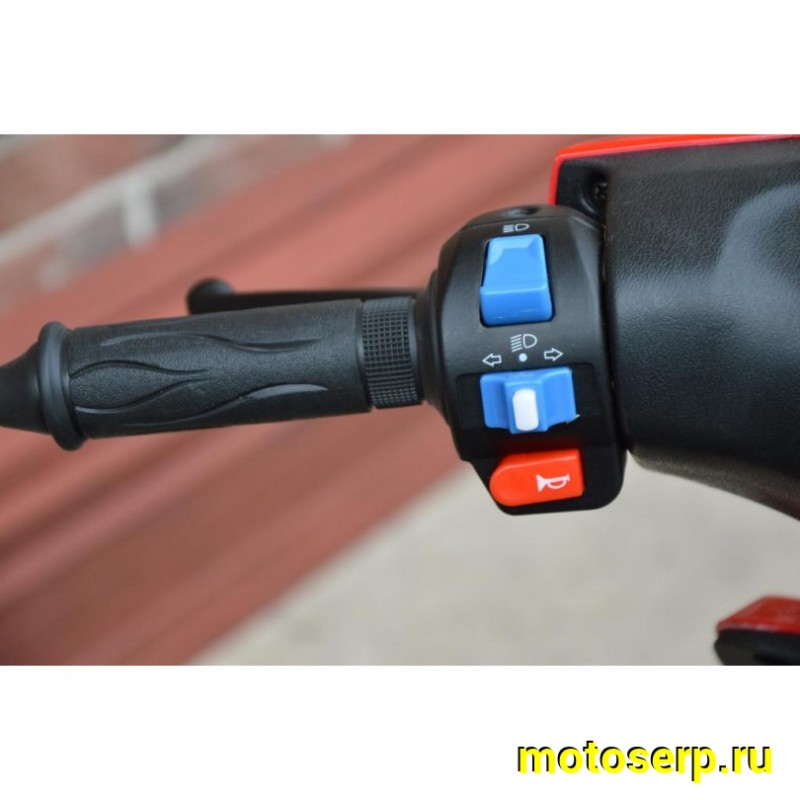 Купить  Скутер MM SLASH 50 (Слэш 50)  50cc 4Т, колеса 10" внедорожный протектор, диск/бараб, кофр и зеркала, светодиодная оптика (шт) 01250 (MM купить с доставкой по Москве и России, цена, технические характеристики, комплектация фото  - motoserp.ru