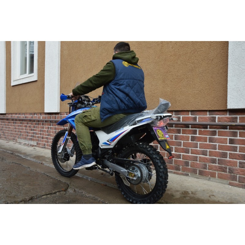Купить  Мотоцикл внедорожный Motoland XR250 ENDURO 172FMM (ЭПТС), 21/18, с ветровым щитком, СИНИЙ (шт) (ML 13334 купить с доставкой по Москве и России, цена, технические характеристики, комплектация фото  - motoserp.ru