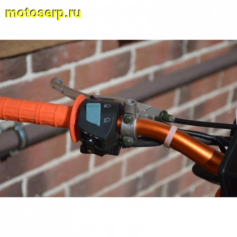 Купить  ====Мотоцикл Кросс/Эндуро AVANTIS A2 Lux (ПТС), УЦЕНКА НОВЫЙ (ржавчина на выхлопной трубе) 21/18, 172FMM, 4Т, возд. охл, (шт).  купить с доставкой по Москве и России, цена, технические характеристики, комплектация фото  - motoserp.ru