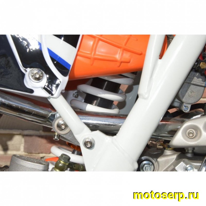 Купить  ====Мотоцикл Кросс/Эндуро AVANTIS A2 Lux (ПТС), УЦЕНКА НОВЫЙ (ржавчина на выхлопной трубе) 21/18, 172FMM, 4Т, возд. охл, (шт).  купить с доставкой по Москве и России, цена, технические характеристики, комплектация фото  - motoserp.ru