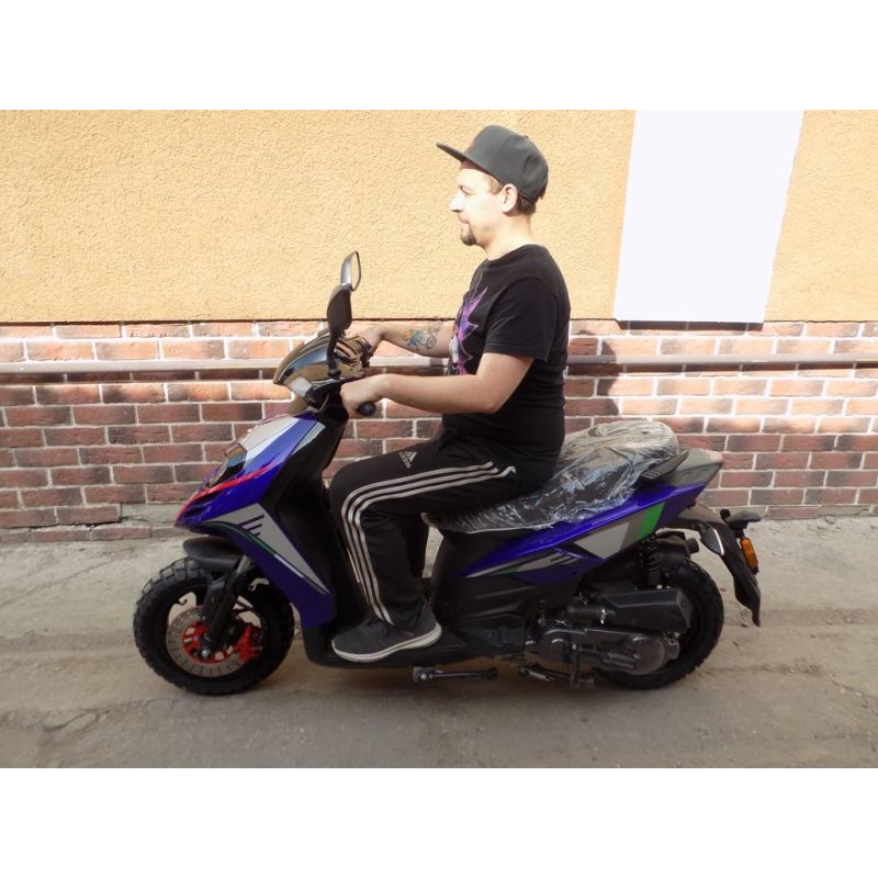 Купить  Скутер MM TEMPO 50 (ТЕМПО 50) 50 cc; 1,5 местный, 4Т, возд. охлажд., диск/барабан, кол. 12"/12" внедорожные (шт) 0800 (MM купить с доставкой по Москве и России, цена, технические характеристики, комплектация фото  - motoserp.ru