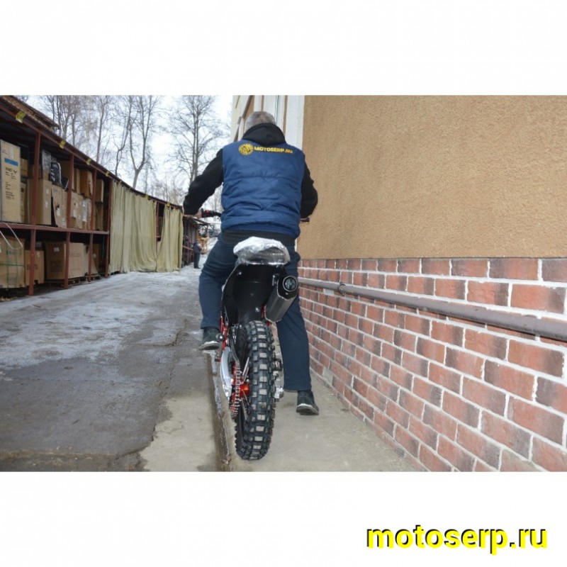 Купить  Мотоцикл Кросс/Эндуро ZUUM 300CBS ZM RIDER K8 (спортинв), 2021г; 21/18, 4Т, 300cc, ZS174MN,пластик КТМ, большой бак,вилка 48мм, карбюр.  (шт)   купить с доставкой по Москве и России, цена, технические характеристики, комплектация фото  - motoserp.ru