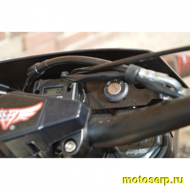 Купить  ====Мотоцикл Кросс/Эндуро ZUUM CR250 CB К8 (спортинв),  21/18, 4Т, 250cc, ZS172FMM, пластик КТМ , большой бак, вилка 48мм, карбюр, (Бер) (шт)   купить с доставкой по Москве и России, цена, технические характеристики, комплектация фото  - motoserp.ru