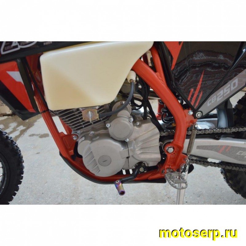 Купить  ====Мотоцикл Кросс/Эндуро ZUUM CR250 CB К8 (спортинв),  21/18, 4Т, 250cc, ZS172FMM, пластик КТМ , большой бак, вилка 48мм, карбюр, (Бер) (шт)   купить с доставкой по Москве и России, цена, технические характеристики, комплектация фото  - motoserp.ru