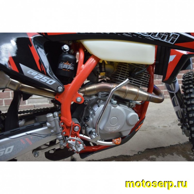 Купить  ====Мотоцикл Кросс/Эндуро ZUUM CR250 CB К8 (спортинв),  21/18, 4Т, 250cc, ZS172FMM, пластик КТМ , большой бак, вилка 48мм, карбюр, (Бер) (шт)   купить с доставкой по Москве и России, цена, технические характеристики, комплектация фото  - motoserp.ru