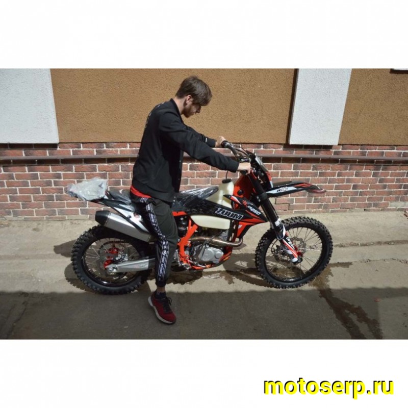 Купить  ====Мотоцикл Кросс/Эндуро ZUUM CR250 CB К8 (спортинв),  21/18, 4Т, 250cc, ZS172FMM, пластик КТМ , большой бак, вилка 48мм, карбюр, (Бер) (шт)   купить с доставкой по Москве и России, цена, технические характеристики, комплектация фото  - motoserp.ru