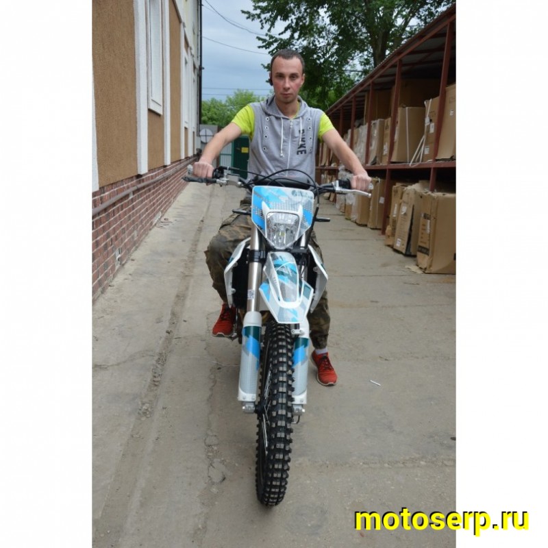 Купить  ====Мотоцикл Кросс/Эндуро Regulmoto AQUA ENDURO 250 (ПТС), 21/18, 250сс, 4-такт, 172FMM, карбюр., торм. диск/диск (Бер) (шт) купить с доставкой по Москве и России, цена, технические характеристики, комплектация фото  - motoserp.ru
