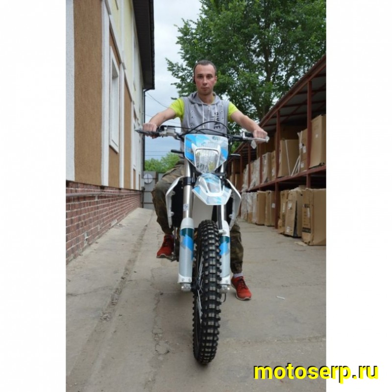 Купить  ====Мотоцикл Кросс/Эндуро Regulmoto AQUA ENDURO 250 (ПТС), 21/18, 250сс, 4-такт, 172FMM, карбюр., торм. диск/диск (Бер) (шт) купить с доставкой по Москве и России, цена, технические характеристики, комплектация фото  - motoserp.ru
