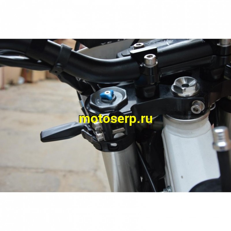 Купить  ====Мотоцикл Кросс/Эндуро Regulmoto AQUA ENDURO 250 (ПТС), 21/18, 250сс, 4-такт, 172FMM, карбюр., торм. диск/диск (Бер) (шт) купить с доставкой по Москве и России, цена, технические характеристики, комплектация фото  - motoserp.ru