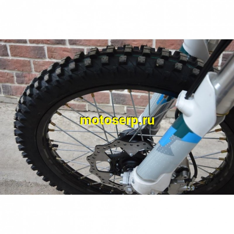 Купить  ====Мотоцикл Кросс/Эндуро Regulmoto AQUA ENDURO 250 (ПТС), 21/18, 250сс, 4-такт, 172FMM, карбюр., торм. диск/диск (Бер) (шт) купить с доставкой по Москве и России, цена, технические характеристики, комплектация фото  - motoserp.ru