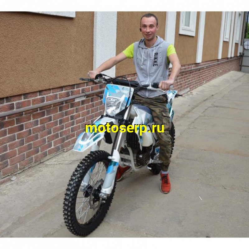 Купить  ====Мотоцикл Кросс/Эндуро Regulmoto AQUA ENDURO 250 (ПТС), 21/18, 250сс, 4-такт, 172FMM, карбюр., торм. диск/диск (Бер) (шт) купить с доставкой по Москве и России, цена, технические характеристики, комплектация фото  - motoserp.ru