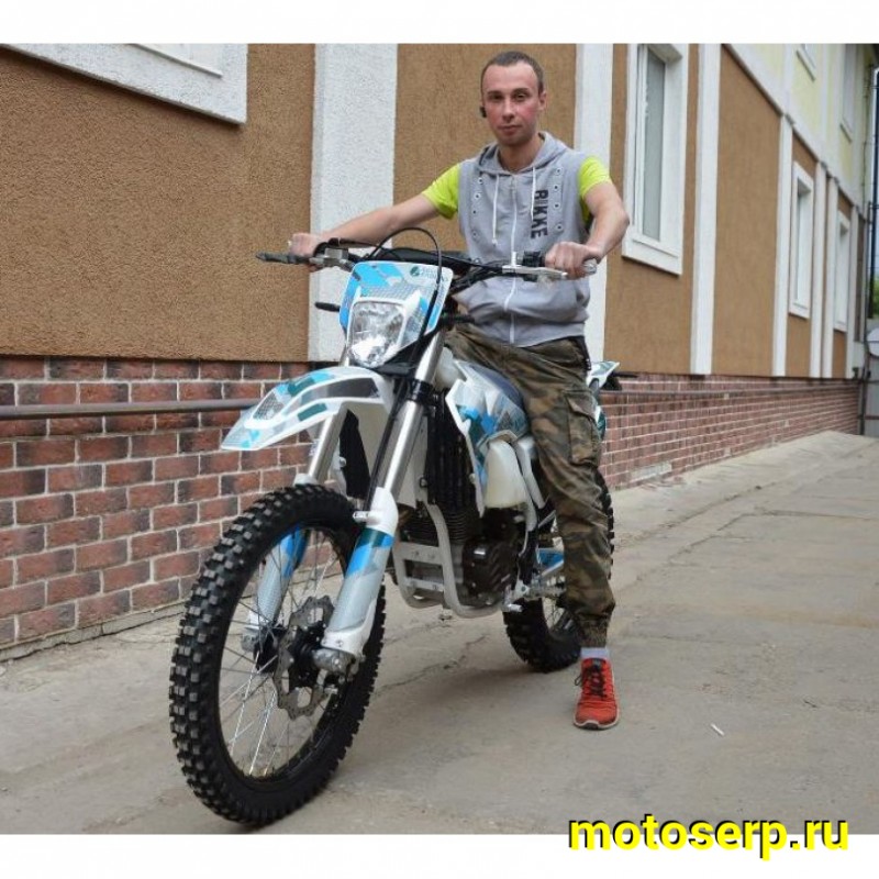 Купить  ====Мотоцикл Кросс/Эндуро Regulmoto AQUA ENDURO 250 (ПТС), 21/18, 250сс, 4-такт, 172FMM, карбюр., торм. диск/диск (Бер) (шт) купить с доставкой по Москве и России, цена, технические характеристики, комплектация фото  - motoserp.ru