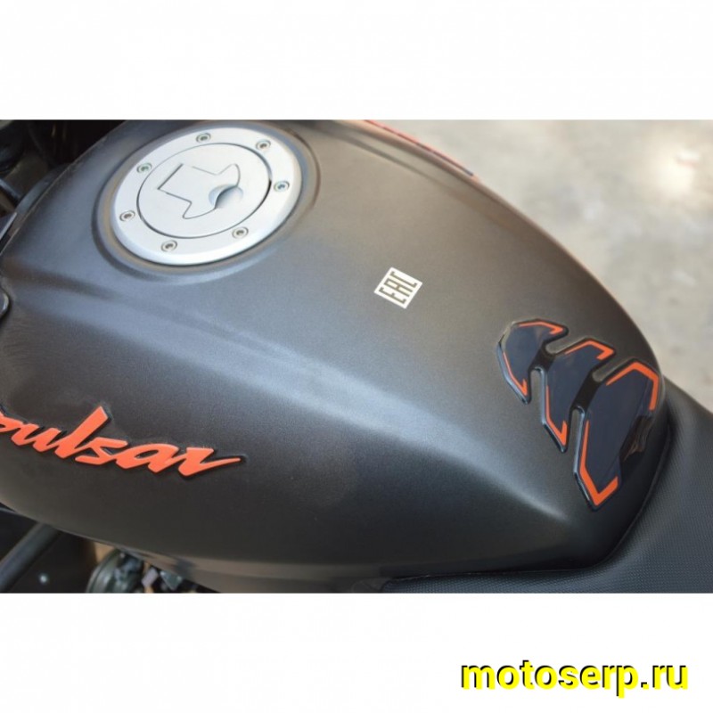 Купить  Мотоцикл BAJAJ Pulsar 180 ( Баджаж Пульсар 180)  180сс,4Т.,возд.охл.,карбюр.,кол.17"/17" (шт) купить с доставкой по Москве и России, цена, технические характеристики, комплектация фото  - motoserp.ru