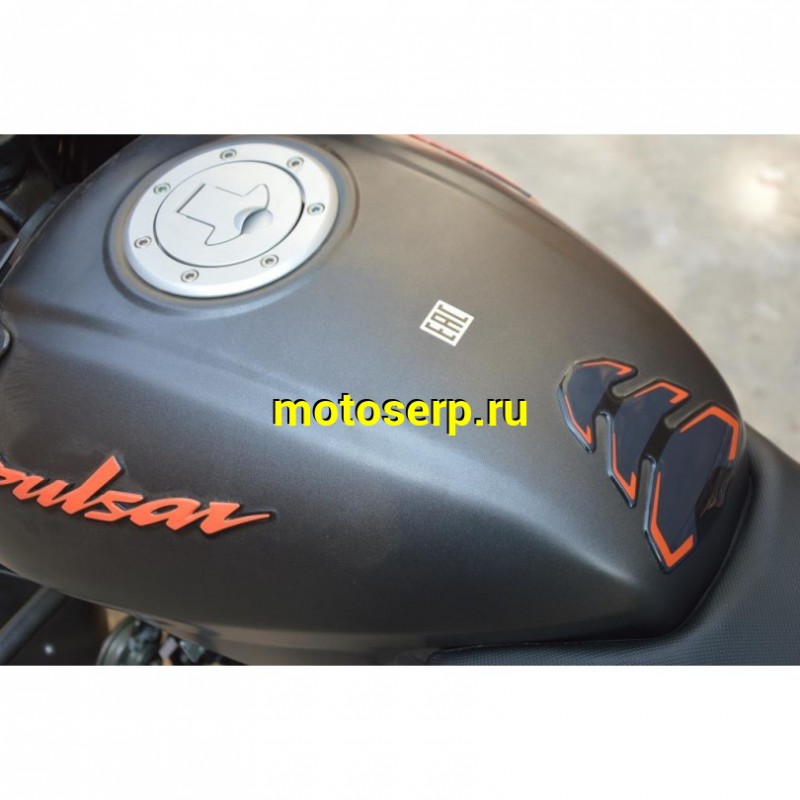 Купить  Мотоцикл BAJAJ Pulsar 180 ( Баджаж Пульсар 180)  180сс,4Т.,возд.охл.,карбюр.,кол.17"/17" (шт) купить с доставкой по Москве и России, цена, технические характеристики, комплектация фото  - motoserp.ru