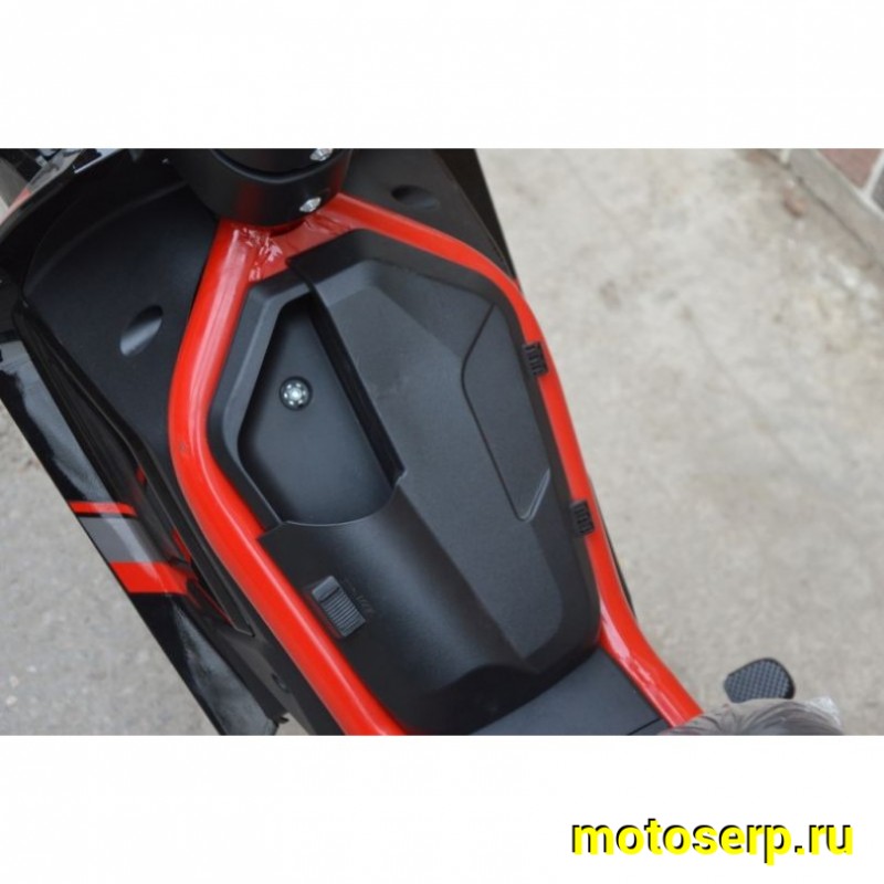 Купить  ====Мопед Millennium Delta Joker  (Милленниум Дельта Джокер)  4Т; колеса 17"литые; полуавт.,, эл. старт; .(шт) 0110 (ТехМаркет купить с доставкой по Москве и России, цена, технические характеристики, комплектация фото  - motoserp.ru