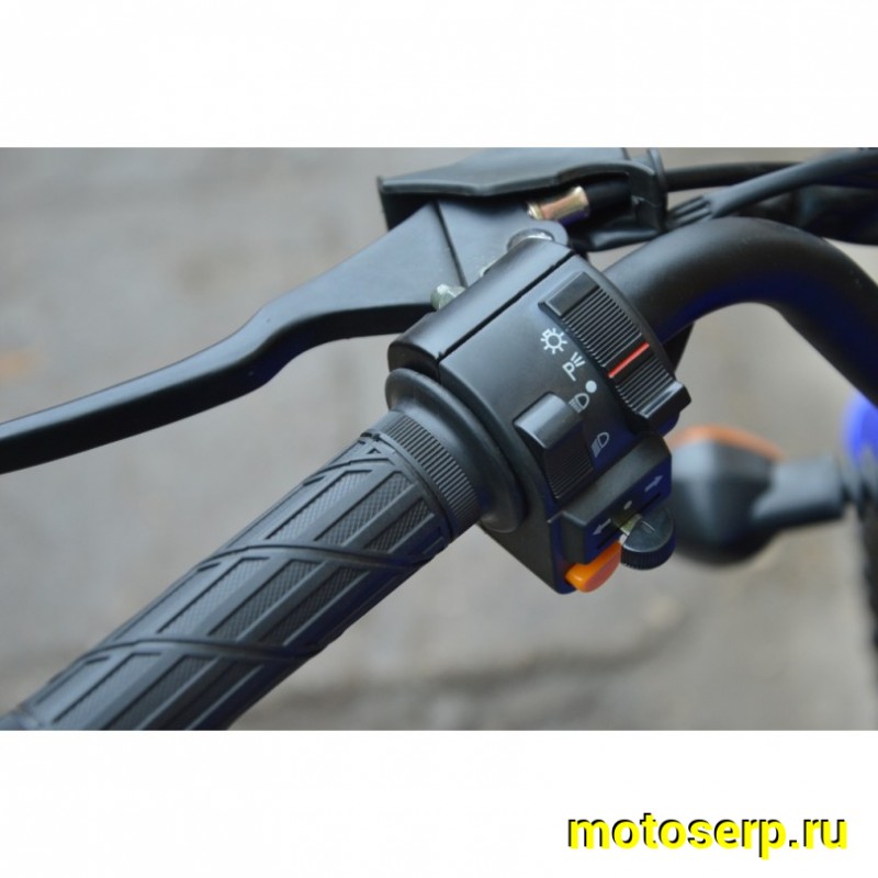 Купить  Мопед MM COLT2 (ALLOY) (Кольт-2 ALLOY) 50сс 4Т, в стиле Каферейсер на внедорожн. резине, колеса 17" Диск/Бараб (шт) 01100 (MM 76975 купить с доставкой по Москве и России, цена, технические характеристики, комплектация фото  - motoserp.ru
