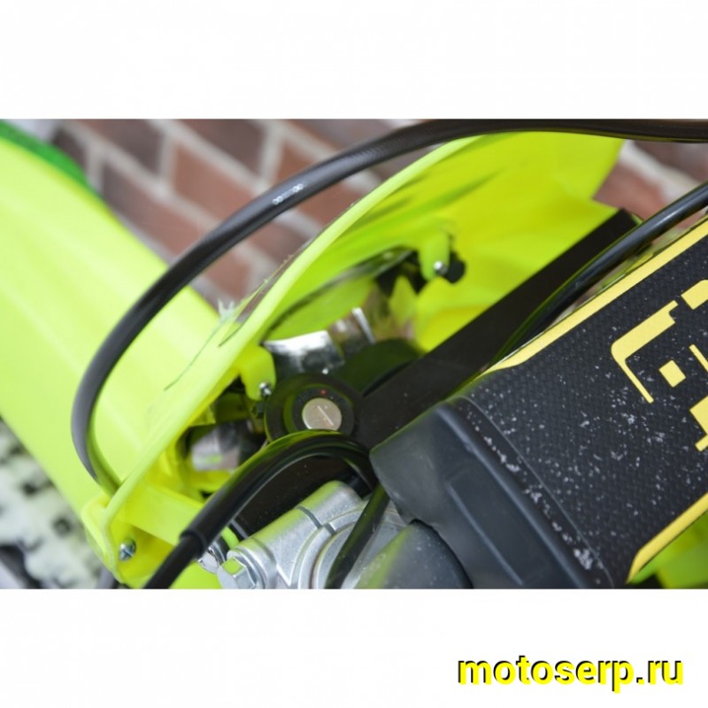 Купить  ====Мотоцикл Кросс/Эндуро Motoland XR 250 LITE (спортинв), Зеленый 21/18, 165FMM, 250сс, диск (шт) (ML 15321 купить с доставкой по Москве и России, цена, технические характеристики, комплектация фото  - motoserp.ru