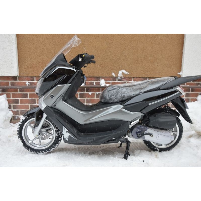 Купить  Скутер MM QUANTUM (Квантум) 50cc, 4Т,возд. охл.,торм. диск/диск.,кол 13" реплика Yamaha N-MAX  (шт) 01500 (MM  купить с доставкой по Москве и России, цена, технические характеристики, комплектация фото  - motoserp.ru