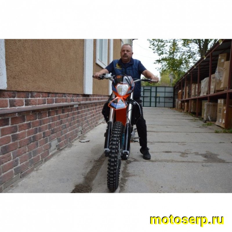 Купить  ====Мотоцикл Кросс/Эндуро ZUUMAV CBS 300 (спортинв),  21/18, 4Т, 300cc, ZS174MN-3 с баланс., жидк. охл. (шт) (ZUUMAV купить с доставкой по Москве и России, цена, технические характеристики, комплектация фото  - motoserp.ru