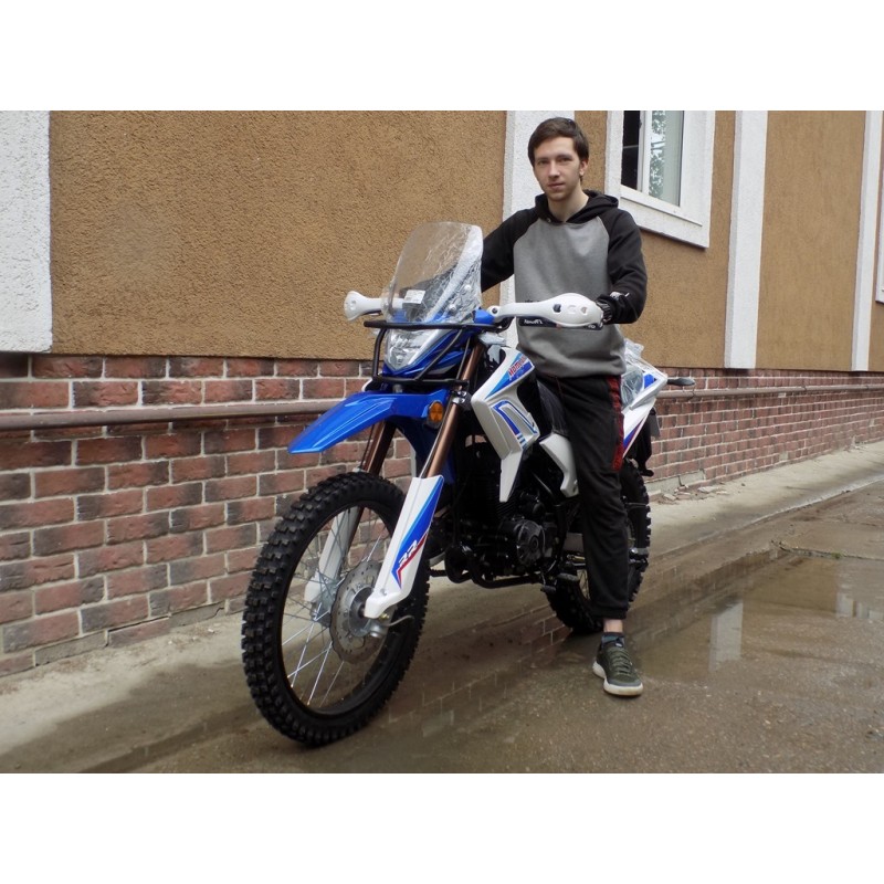 Купить  Мотоцикл внедорожный Motoland XR 250 ENDURO 172FMM (ЭПТС), 21/18, с ветровым щитком, БЕЛЫЙ (шт) (ML 14836 купить с доставкой по Москве и России, цена, технические характеристики, комплектация фото  - motoserp.ru