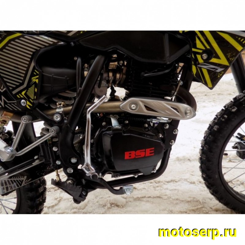 Купить  ====Мотоцикл Кросс/Эндуро BSE Z1 150e 19/16 Zebra Yellow 2.0 (ЧЕРНЫЙ ПЛАСТИК, защита рук, USB зарядка) (шт)   купить с доставкой по Москве и России, цена, технические характеристики, комплектация фото  - motoserp.ru