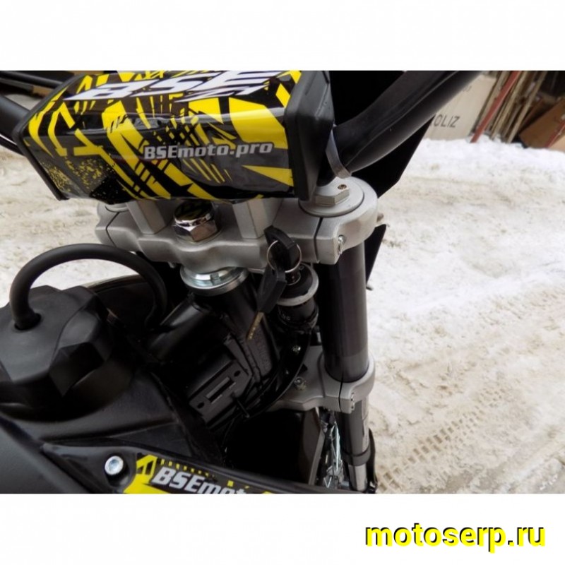 Купить  ====Мотоцикл Кросс/Эндуро BSE Z1 150e 19/16 Zebra Yellow 2.0 (ЧЕРНЫЙ ПЛАСТИК, защита рук, USB зарядка) (шт)   купить с доставкой по Москве и России, цена, технические характеристики, комплектация фото  - motoserp.ru