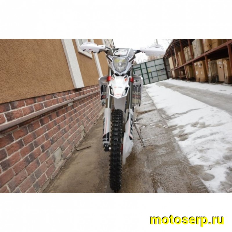 Купить  ====Мотоцикл Кросс/Эндуро BSE M2 250e Force White (спортинв), 21/18,177MM, 4т, 250cc, жидк. охлажд, ALL рама, 1 глушитель (2021) (Бер) (шт) купить с доставкой по Москве и России, цена, технические характеристики, комплектация фото  - motoserp.ru