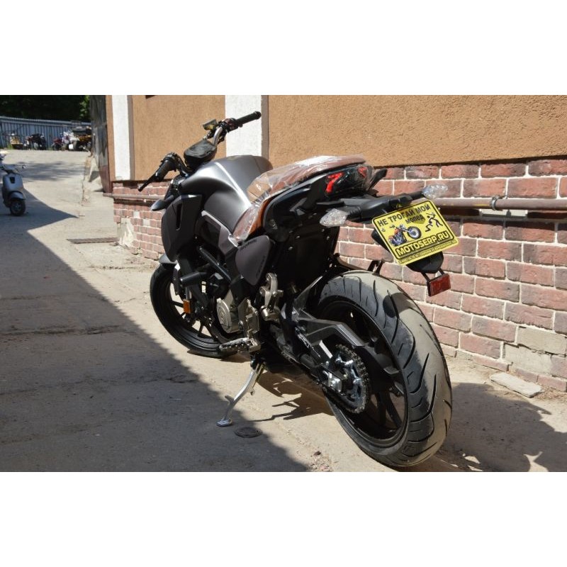 Купить  Мотоцикл REGULMOTO ALIEN MONSTER 300, 300 см3, DOHC "KTM", 4Т, инжектор, жидк. охлажд., ABS, диск/диск., 17"/17", аудиосистема, черный (шт) купить с доставкой по Москве и России, цена, технические характеристики, комплектация фото  - motoserp.ru