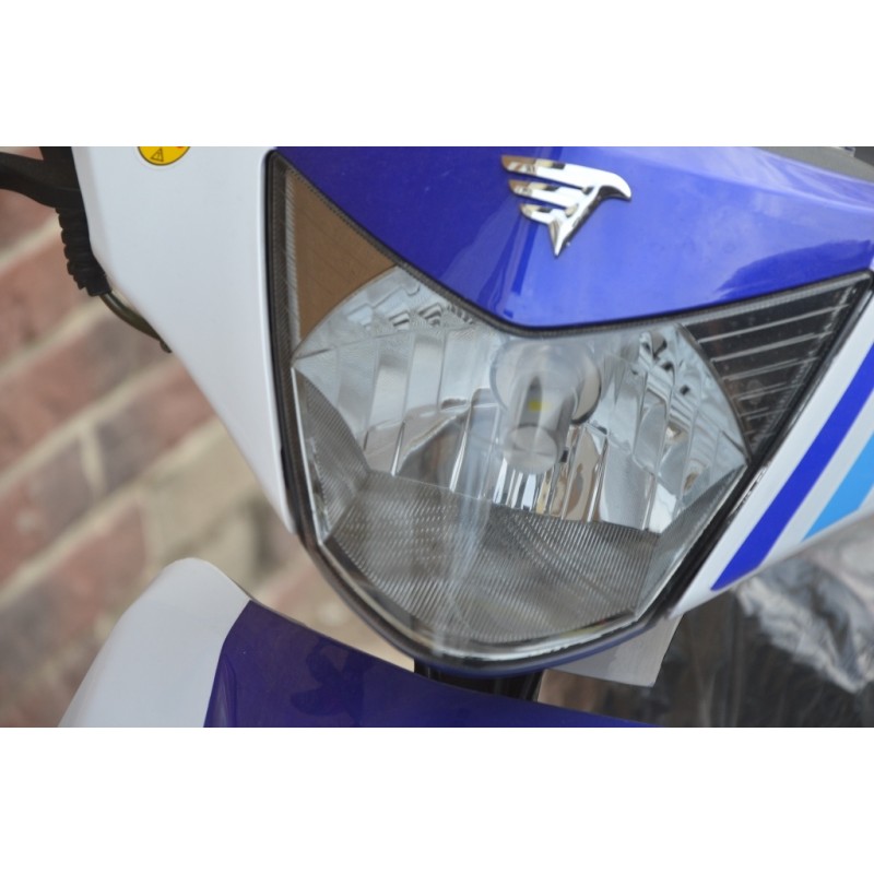 Купить  Скутер VMC CORSA (Кофр) (Венто Корса) 50 cc; с КОФРОМ, 1,5 местный, 4Т, возд. охлажд., диск/барабан, кол. 10"/10"(шт) 01500 (Vento купить с доставкой по Москве и России, цена, технические характеристики, комплектация фото  - motoserp.ru