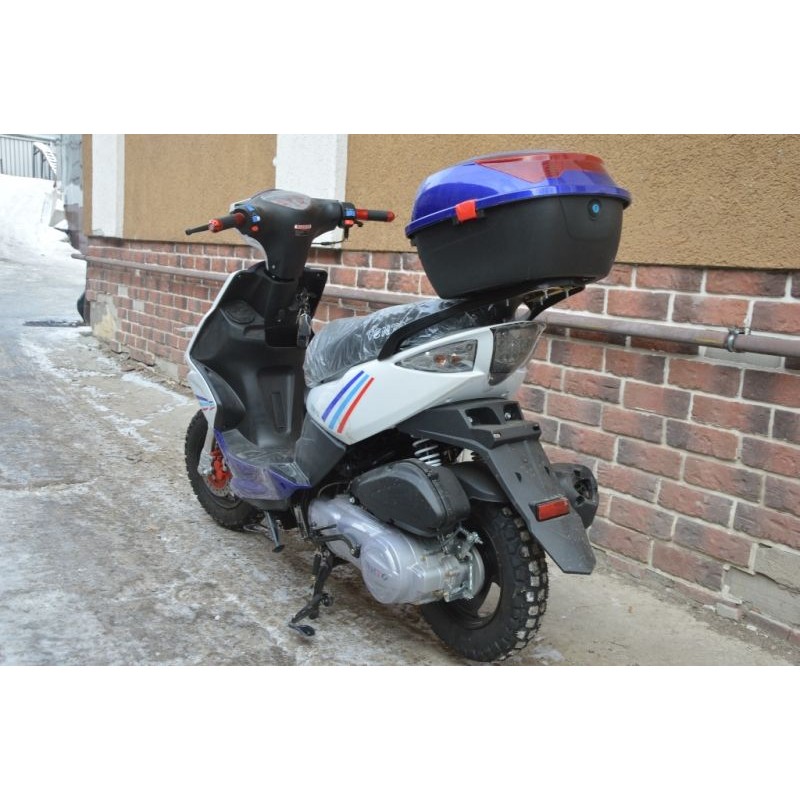 Купить  Скутер VMC CORSA (Кофр) (Венто Корса) 50 cc; с КОФРОМ, 1,5 местный, 4Т, возд. охлажд., диск/барабан, кол. 10"/10"(шт) 01500 (Vento купить с доставкой по Москве и России, цена, технические характеристики, комплектация фото  - motoserp.ru