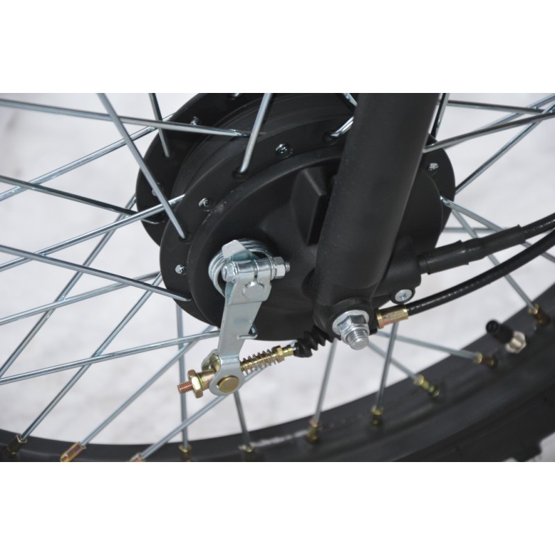 Купить  Мопед MM TRICKLER 2 (Триклер 2 нью) 50сс ,4Т, карбюр.,возд.охл.,кол.18"/17",бараб./бараб. (шт) 01100 (0 купить с доставкой по Москве и России, цена, технические характеристики, комплектация фото  - motoserp.ru