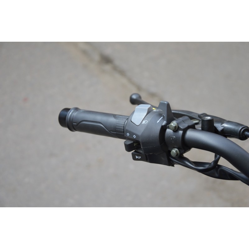 Купить  Мотоцикл Motoland 250 MT250 (172FMM-5/PR250) синий, балансирн. вал, кол. 17", диск/диск, вилка перевертыш (шт) (ML 17687 купить с доставкой по Москве и России, цена, технические характеристики, комплектация фото  - motoserp.ru