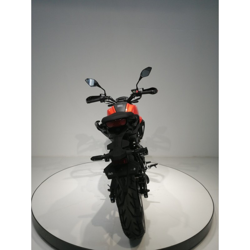 Купить  Мотоцикл MM HIRO 250 (Хиро 250) NAKED,(ПТС) 4Т, YD170FMM, возд-масл. охл,,баланс. вал, диск торм.,кол. 17"/17"  (шт) (MM 43745 купить с доставкой по Москве и России, цена, технические характеристики, комплектация фото  - motoserp.ru