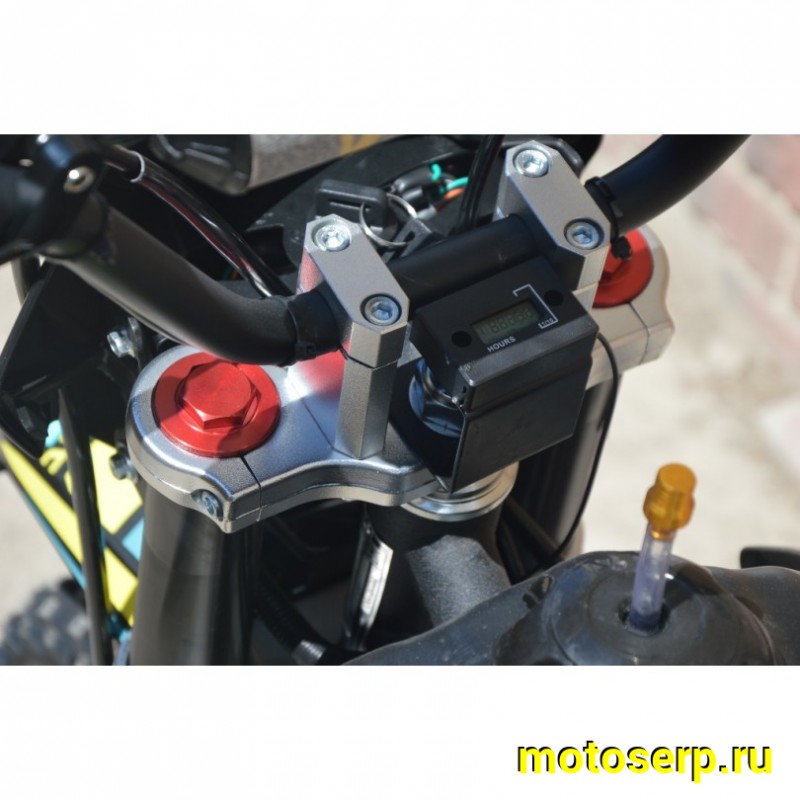 Купить  Питбайк Regulmoto SEVEN (спортинв), 17/14, 4Т, 125(50)сс (шт) купить с доставкой по Москве и России, цена, технические характеристики, комплектация фото  - motoserp.ru