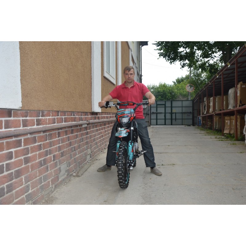Купить  Питбайк Regulmoto SEVEN MEDALIST 17/14 (спортинв), 150сс (50сс) 4Т, эл/кикстартер, карб., маслян. охл. (шт)  купить с доставкой по Москве и России, цена, технические характеристики, комплектация фото  - motoserp.ru