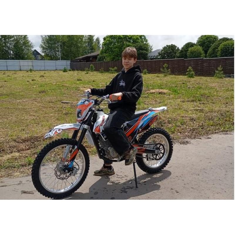 Купить  Мотоцикл Кросс/Эндуро KAYO K1 250 MX 21/18  (спортинв), 172FMM, 249сс, 4Т., воз. охл., диск/диск. (шт) (SM  купить с доставкой по Москве и России, цена, технические характеристики, комплектация фото  - motoserp.ru
