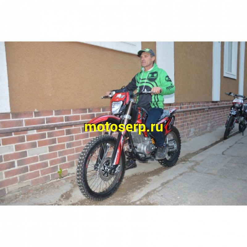 Купить  ====Мотоцикл Кросс/Эндуро Motoland XR 250 LITE (спортинв), красный 21/18, 165FMM, 250сс, диск (шт) (ML 18392 купить с доставкой по Москве и России, цена, технические характеристики, комплектация фото  - motoserp.ru