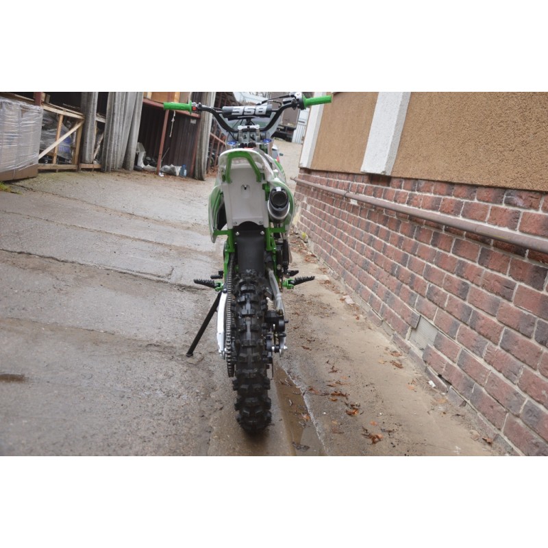 Купить  Питбайк BSE MX125 17/14  Racing Green 3 (двиг. Zongshen)  (шт) (0 купить с доставкой по Москве и России, цена, технические характеристики, комплектация фото  - motoserp.ru