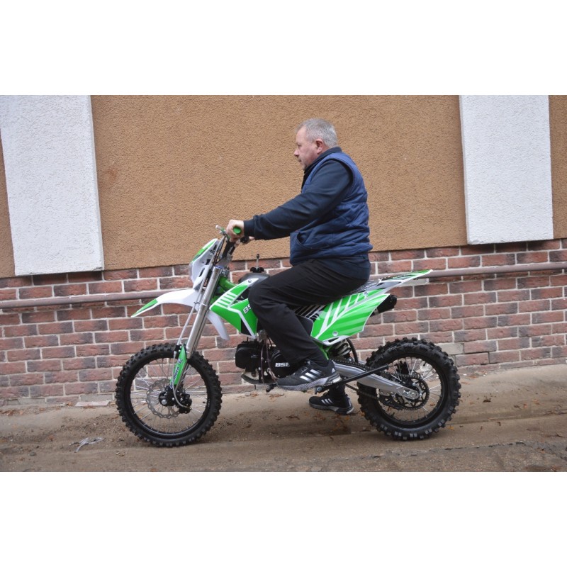 Купить  Питбайк BSE MX125 17/14  Racing Green 3 (двиг. Zongshen)  (шт) (0 купить с доставкой по Москве и России, цена, технические характеристики, комплектация фото  - motoserp.ru