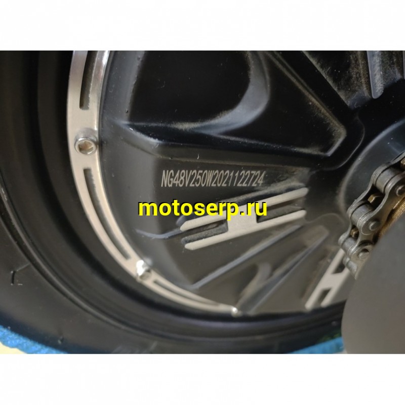 Купить  ====Электроскутер MOTAX E-NOT PRO 4820 250 Вт 48V20Ah.,колеса 18", два аморт.,тормоза барабан. мех ЧЕРНО-СЕРЫЙ-БЕЛЫЙ (шт)  купить с доставкой по Москве и России, цена, технические характеристики, комплектация фото  - motoserp.ru