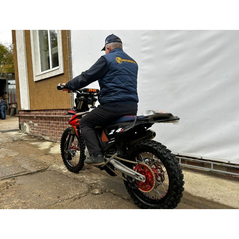 Купить  Мотоцикл Кросс/Эндуро JHL Z4i EFI PR (спортинв) 2023, 21/18, 250cc, ZS172FMM-5 ,подвеска CN Absorber (HTW 2х картриджная) (шт) (ТехМаркет (0 купить с доставкой по Москве и России, цена, технические характеристики, комплектация фото  - motoserp.ru