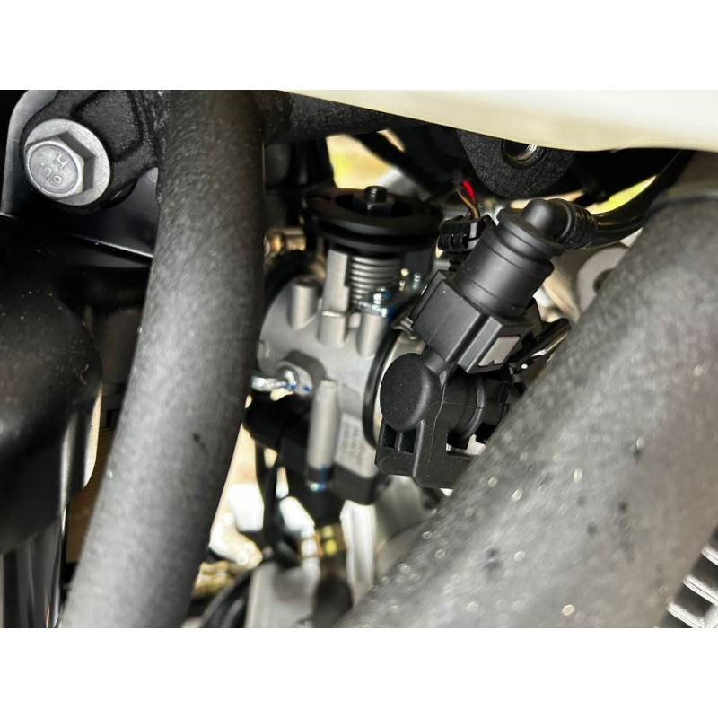 Купить  Мотоцикл Кросс/Эндуро JHL Z4i EFI PR (спортинв) 2023, 21/18, 250cc, ZS172FMM-5 ,подвеска CN Absorber (HTW 2х картриджная) (шт) (ТехМаркет (0 купить с доставкой по Москве и России, цена, технические характеристики, комплектация фото  - motoserp.ru