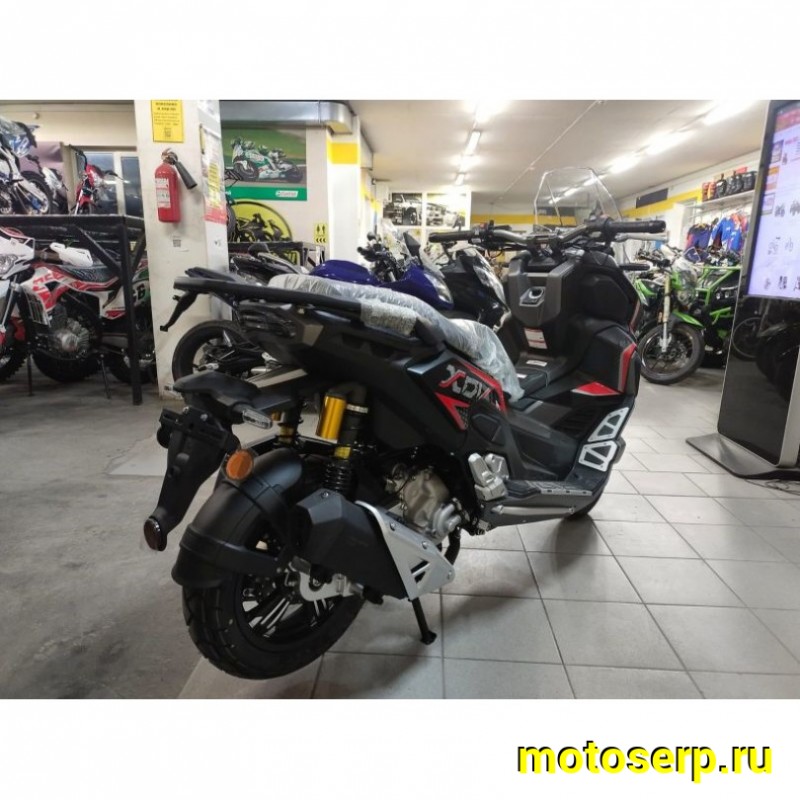 Купить  Скутер Regulmoto XDV PRO 300CC (LJ300T-18) EFI двиг APRILIA SR MAX 300, ABS, инжект. ,вариатор, подвеска KYB регулигуем. Матовый черный (шт) купить с доставкой по Москве и России, цена, технические характеристики, комплектация фото  - motoserp.ru