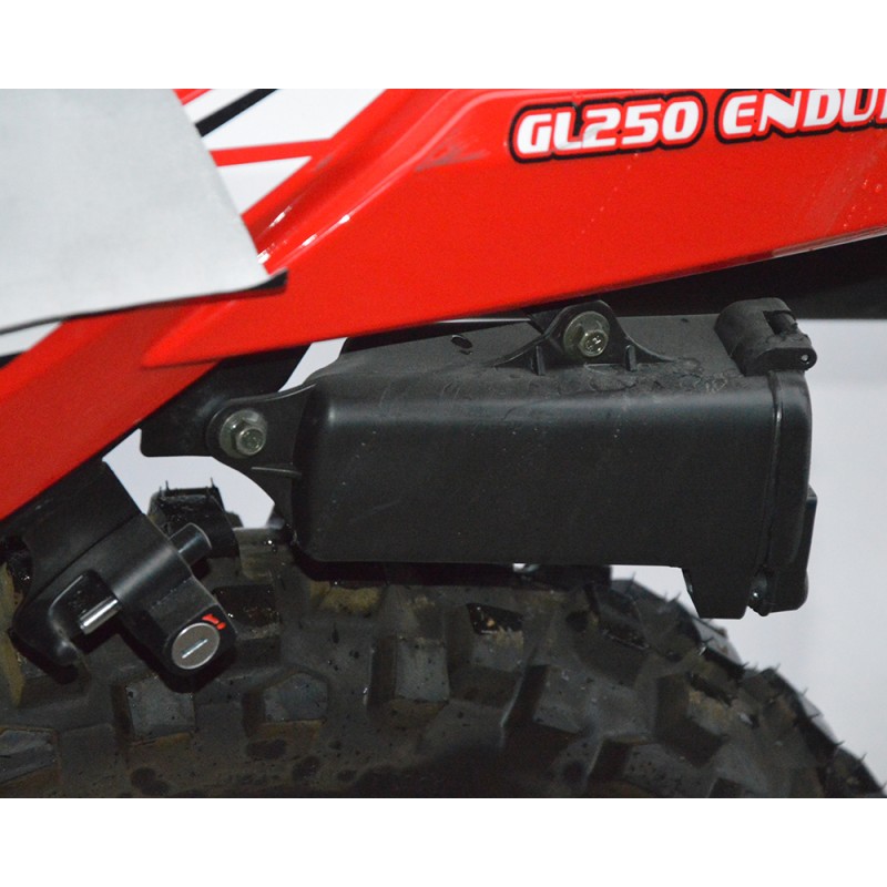 Купить  Мотоцикл внедорожный Motoland GL250 ENDURO (172FMM-5/PR250) (XL250-В) красный(шт) (ML 20008 (0 купить с доставкой по Москве и России, цена, технические характеристики, комплектация фото  - motoserp.ru